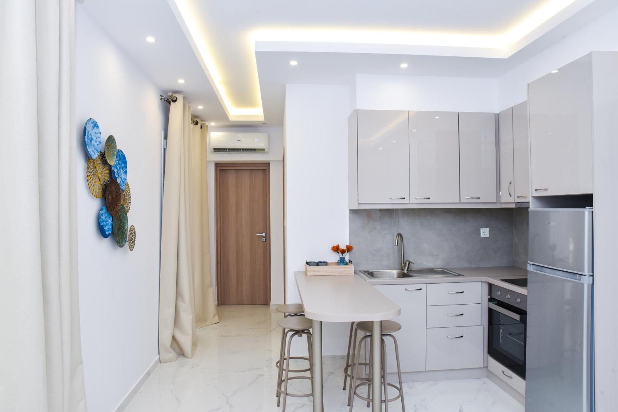 La Perla Apartments Kalamata Exterior photo
